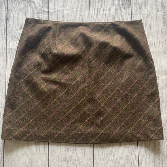 J Crew Brown Plaid Lined 100% Wool Skirt Size 12 - Picture 4 of 7